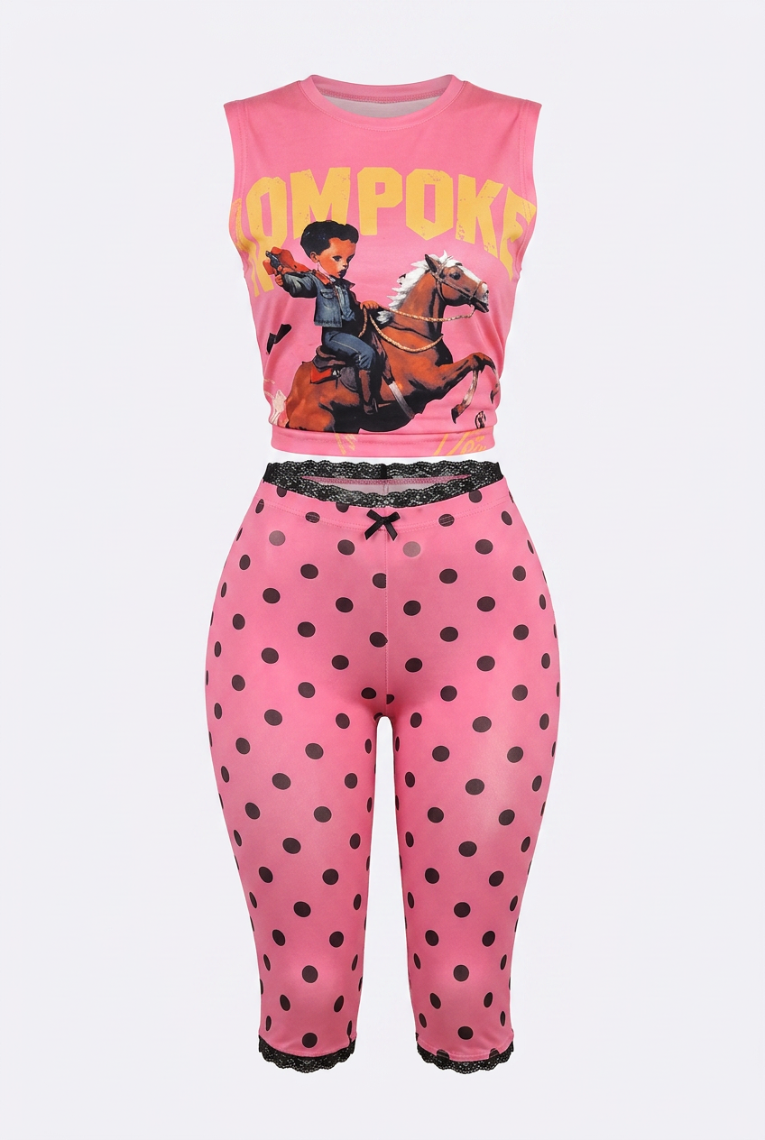 Graphic tee capri set